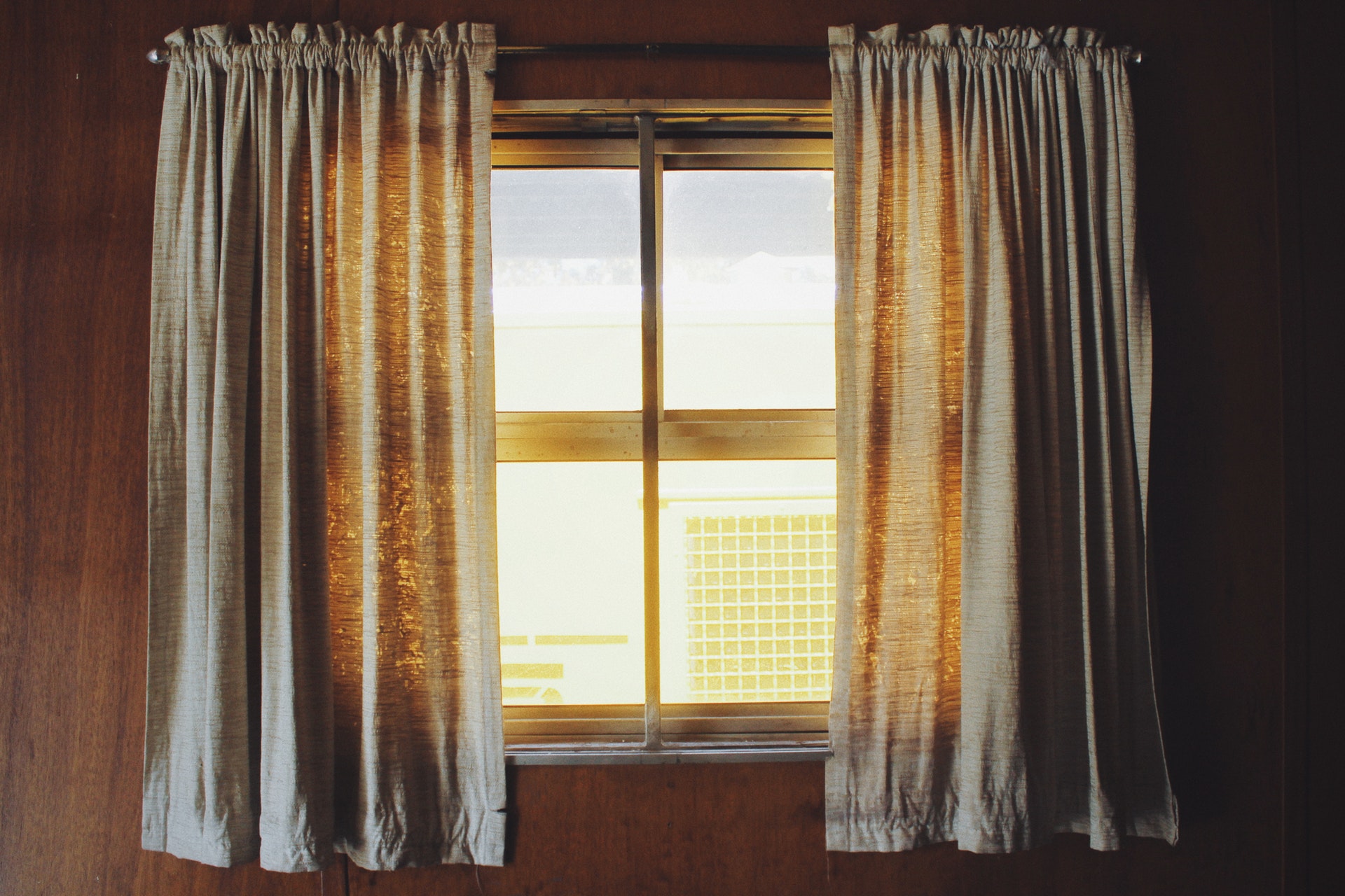 Jak plisy okienne poprawiają jakość życia?