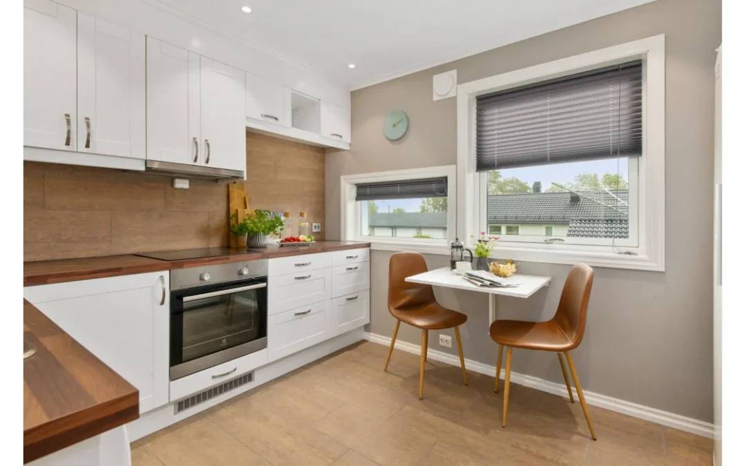 Plisy okienne w pomieszczeniu